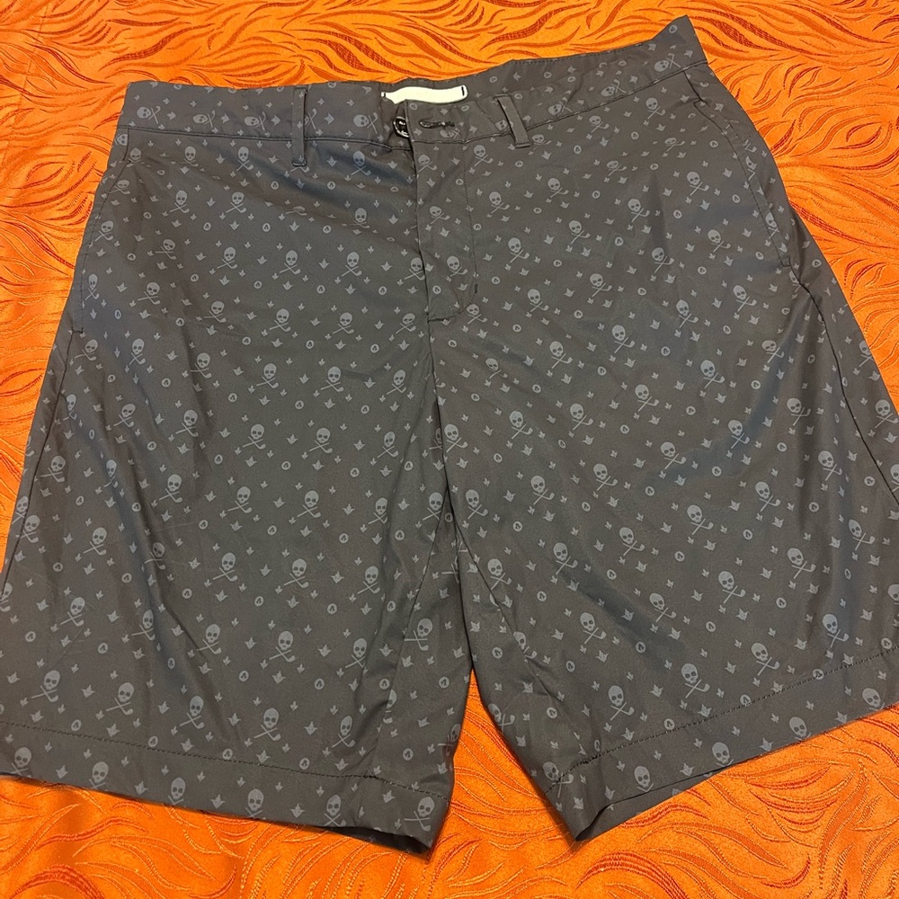 ROBERT GRAHAM Skull‎ Pattern Shorts Size 34